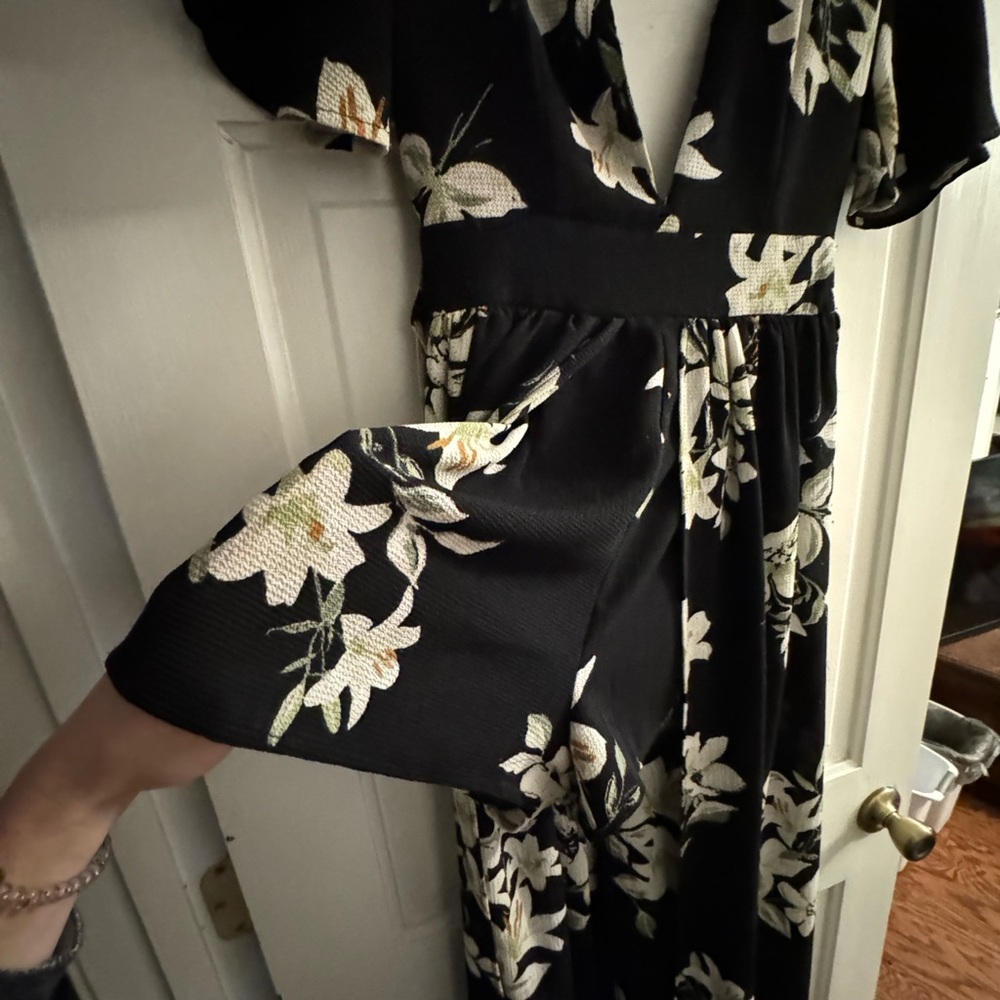 Super pretty romper dress style